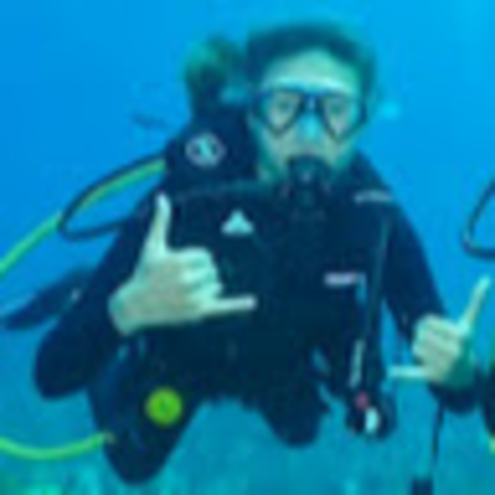 Meet your Posher, Madeleine